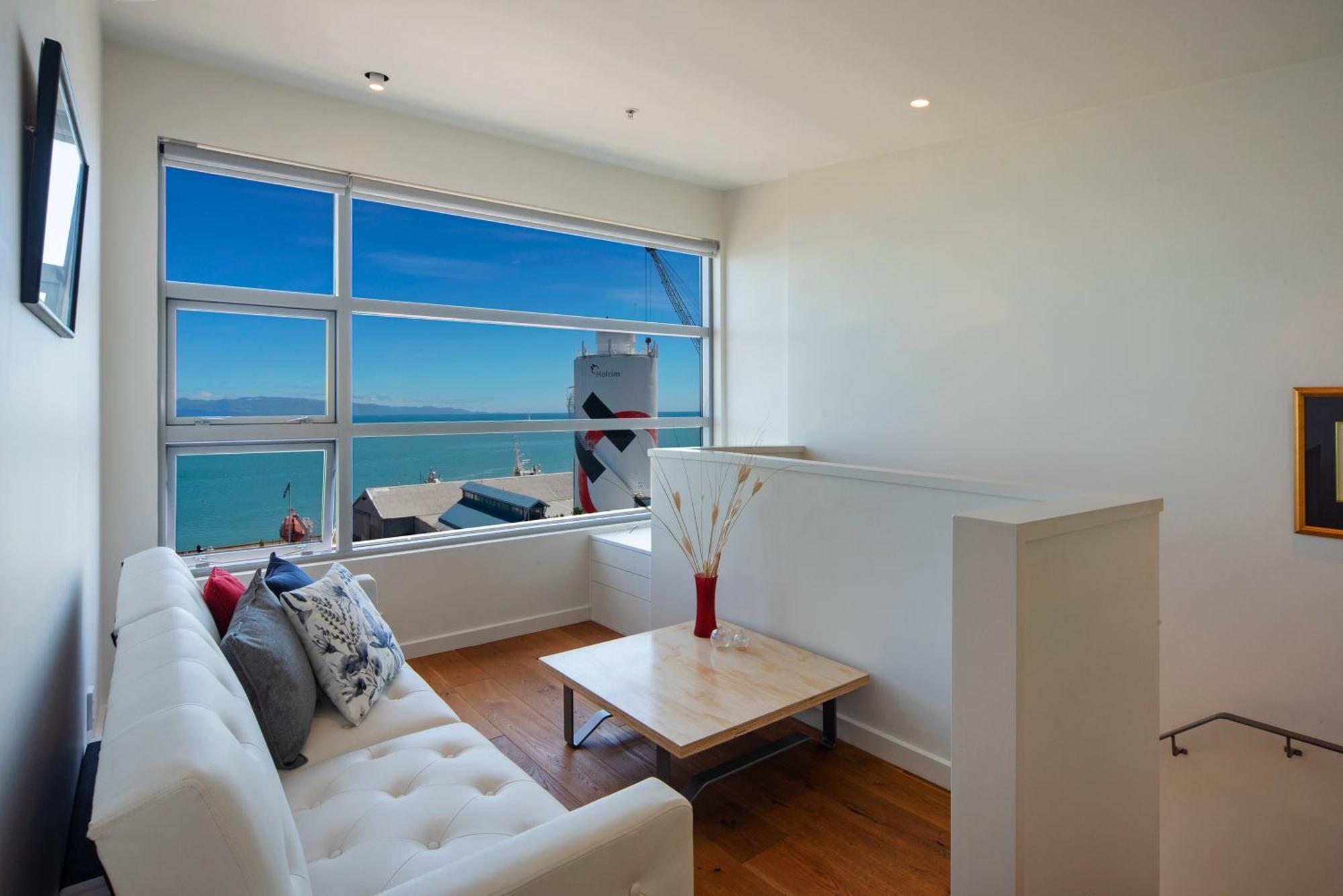 Penthouse 37 - Nelson Waterfront Apartment Buitenkant foto